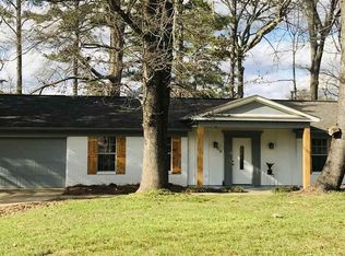 99 Greenbrook Dr, Brandon, MS 39042