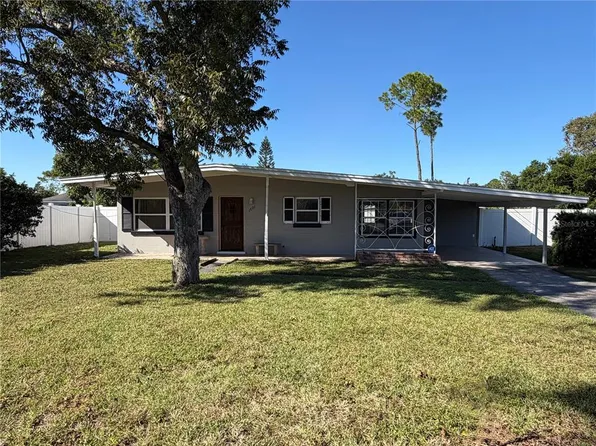 1601 Roselawn St SW, Winter Haven, FL 33880
