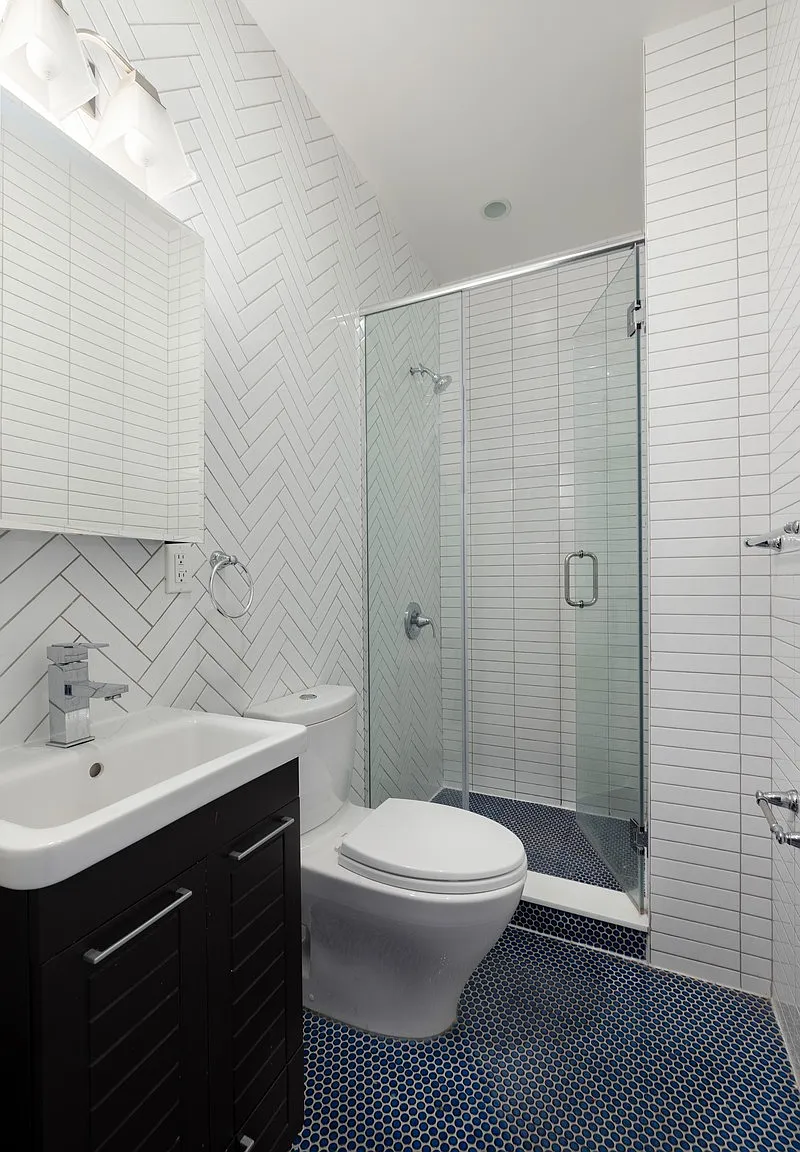 223 Mott Street — Photo 4