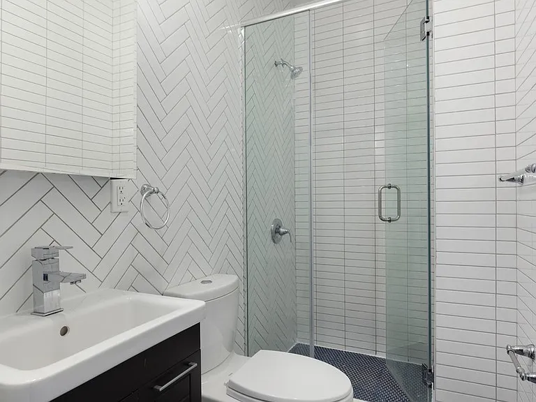 223 Mott St #15 — Photo 4