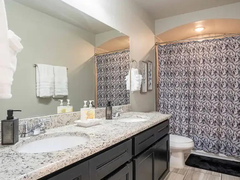 7428 Glacier Dr — Photo 14