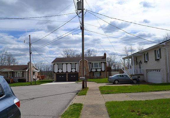 3rd image of 196 Mayfair St