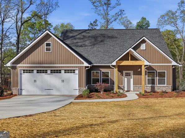 204 Edwards Rd, Clarkesville, GA 30523