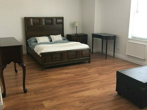 3rd image of 747 10th Ave APT 28C