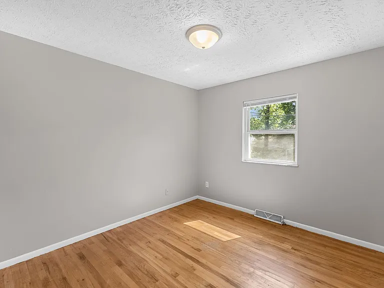 6406 Dalewood Rd — Photo 6