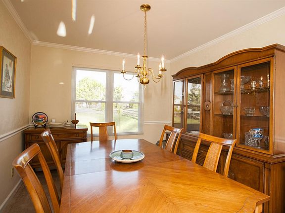 5th image of 9767 Coventry Ct