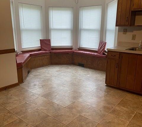 2nd image of 1201 Palmerton Dr