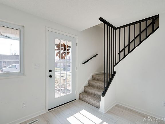 5th image of 5231 Sabra Ave