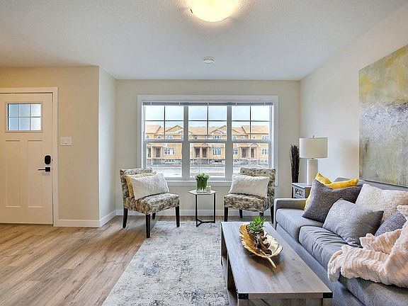 4th image of 3149 Chuka Blvd