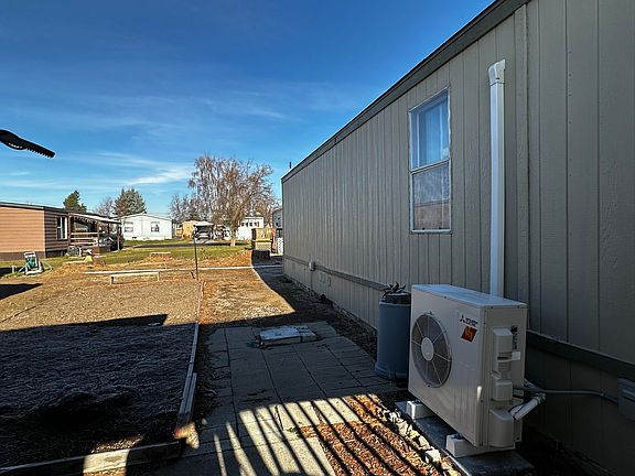 4th image of 400 NW Terrace Ln Unit 34