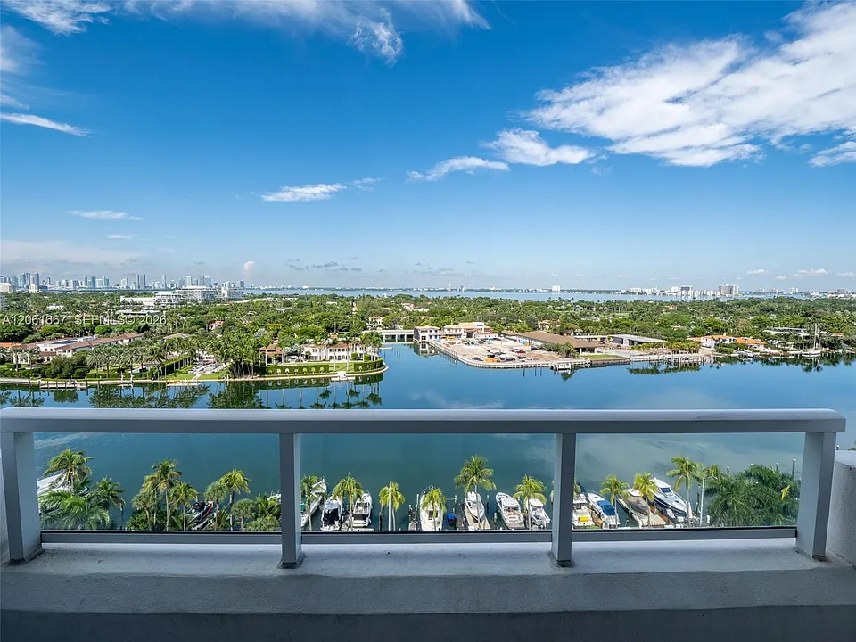 5005 Collins Ave #1506