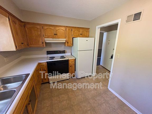 4th image of 5884 W 58th St APT 302