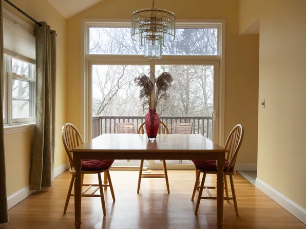 70 Bishops Forest Dr, Waltham, MA 02452