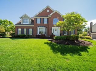 5498 Fawnbrook Ln, Dublin, OH 43017