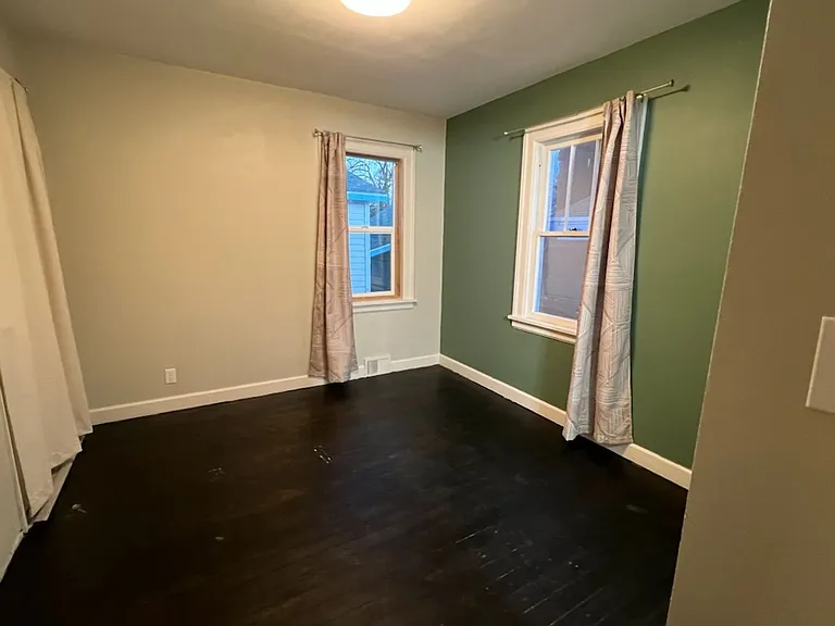 741 Saddlerock Dr — Photo 18