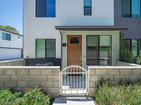 2775 W Pepper Tree Dr, Anaheim, CA 92801