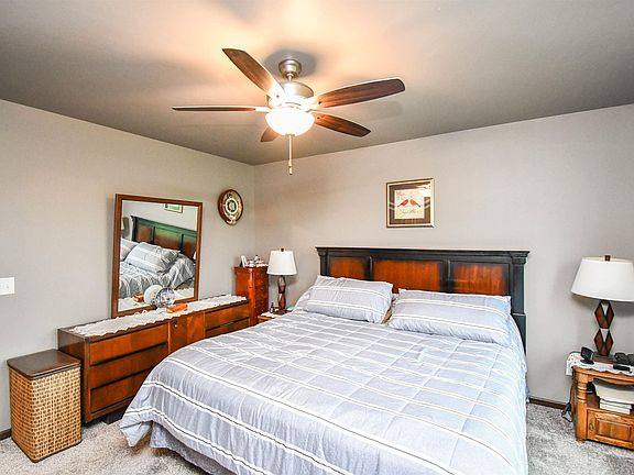 4th image of 5514 S Woodlily Ave
