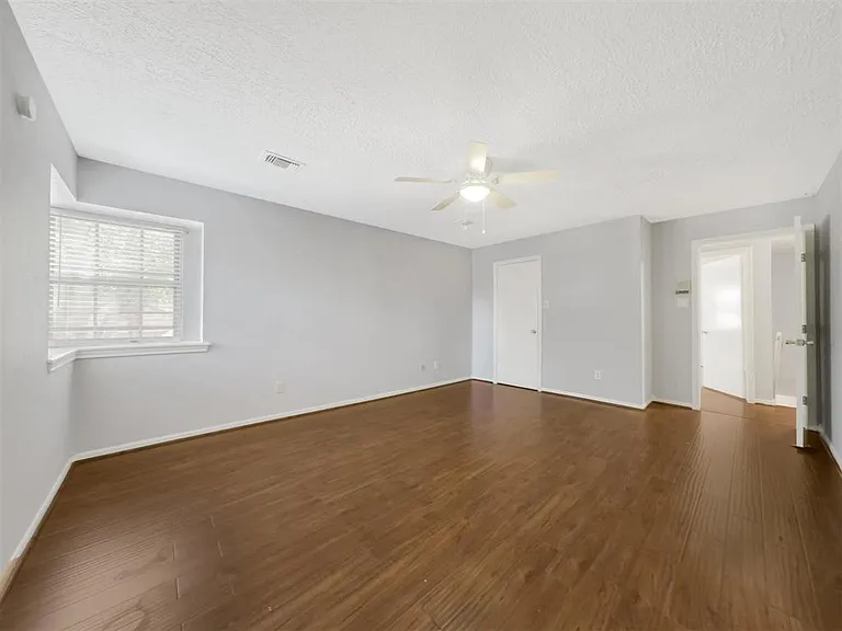 12406 Sarti St — Photo 20