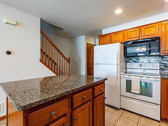 5th image of 3058 River Falls Rd NW