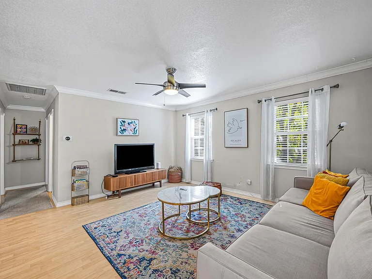 1137 Richardine Ave — Photo 15