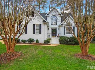 945 Tanworth Dr, Raleigh, NC 27615