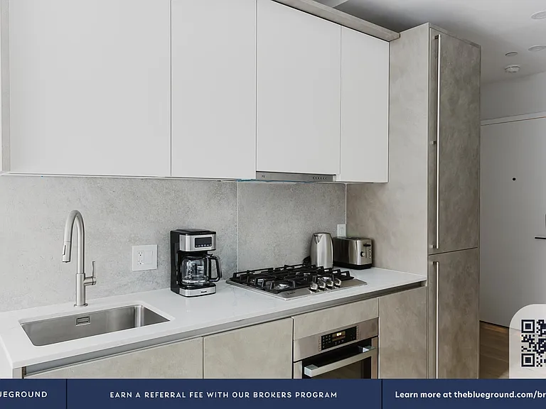 88 E End Ave #2C — Photo 4