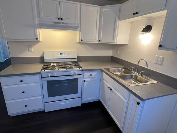 606 W 16th St #2