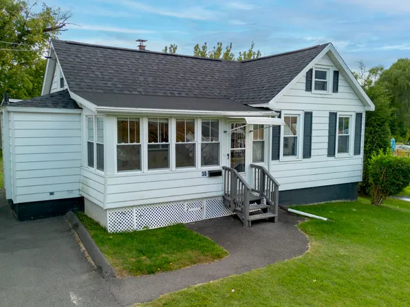30 Anthony St, Adams, MA 01220