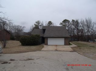 2901 W Royal Oaks Rd, Pauls Valley, OK 73075