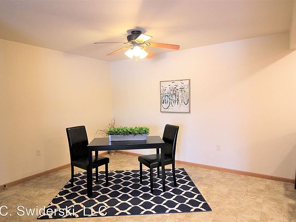 4th image of 3500 Willow Dr #9726599