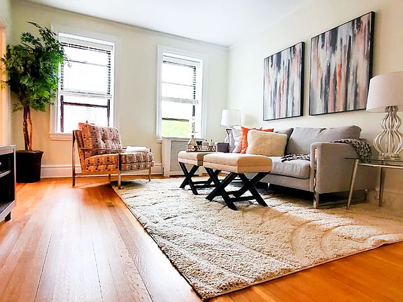 5th image of 39 N Fullerton Ave #0B-1Ba-550Sqft