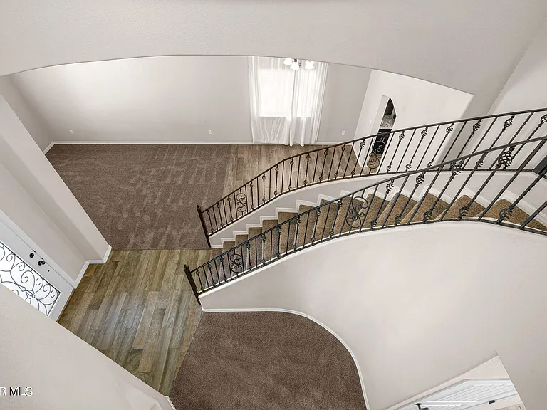7877 Enchanted View Dr — Photo 30