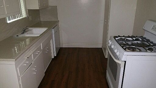 3rd image of 5140 Coldwater Canyon Ave APT 5