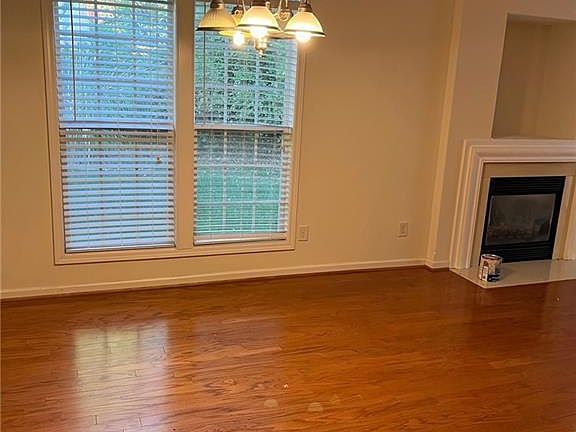4th image of 4615 Kingsland Ct