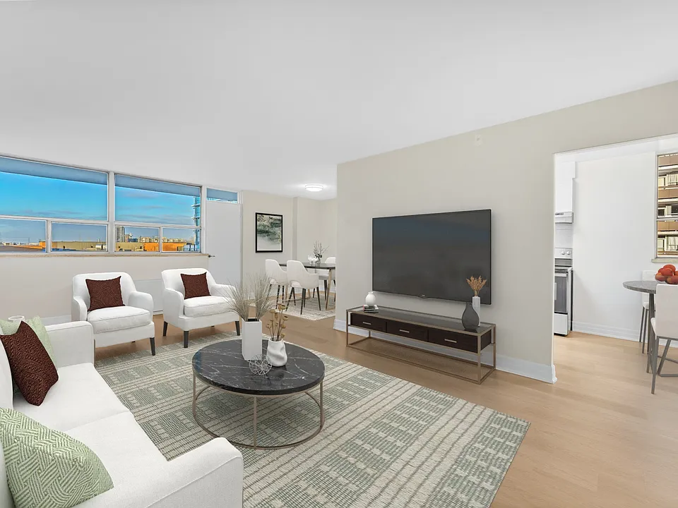 45 La Rose Ave #2