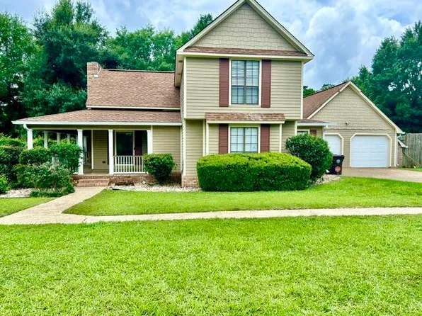 106 Chesterfield Rd, Hattiesburg, MS 39402
