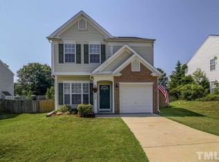 128 N Honey Springs Ave, Fuquay Varina, NC 27526