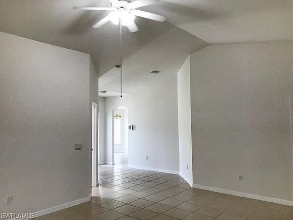 3rd image of 2523 SW 10th Ave