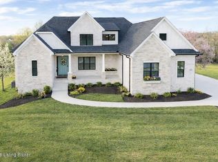 2716 Adenmore Ct, Prospect, KY 40059