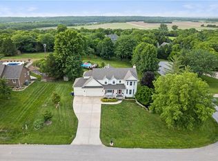 30602 W 84th Cir, De Soto, KS 66018