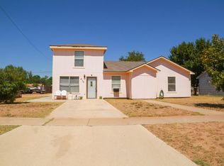 410 4th St, Stanton, TX 79782