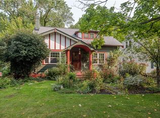 24414 E Oakland Rd, Bay Village, OH
