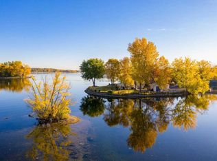 15305 Breezy Point Rd SE, Prior Lake, MN 55372