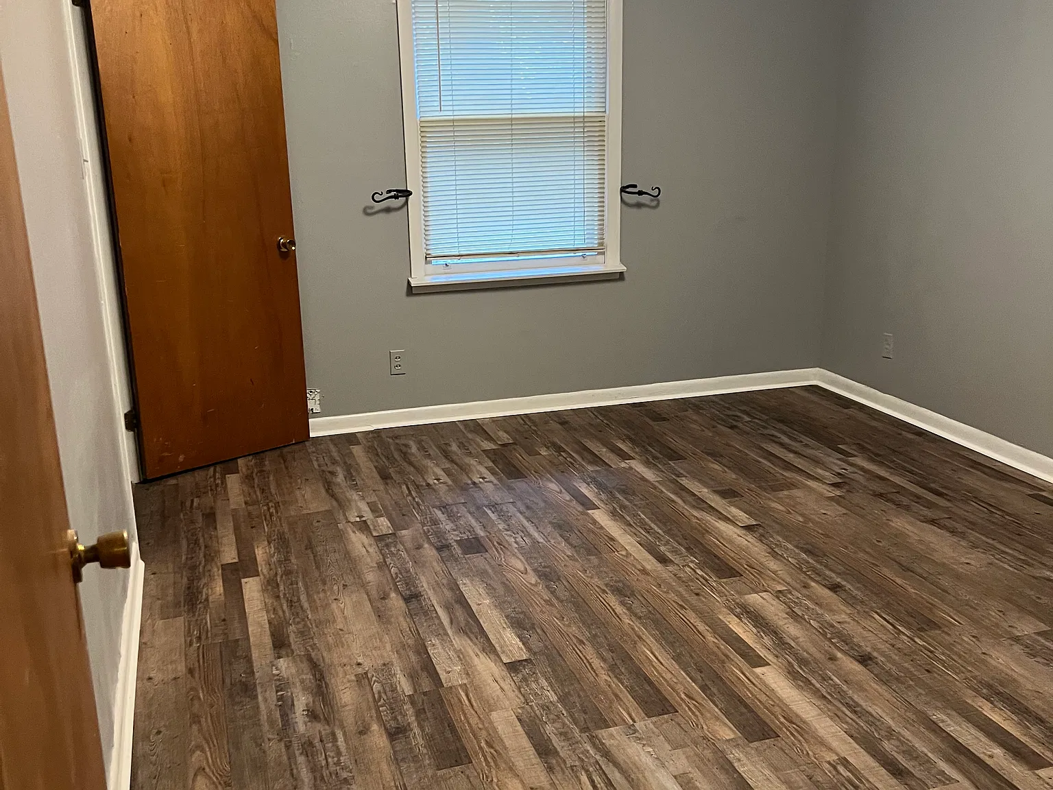 2 bed, $1,050 — Photo 3