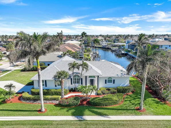 239 Castaways St, Marco Island, FL 34145