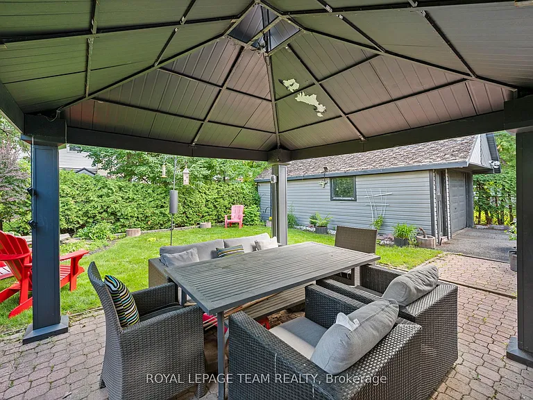 879 Pleasant Park Rd — Photo 37