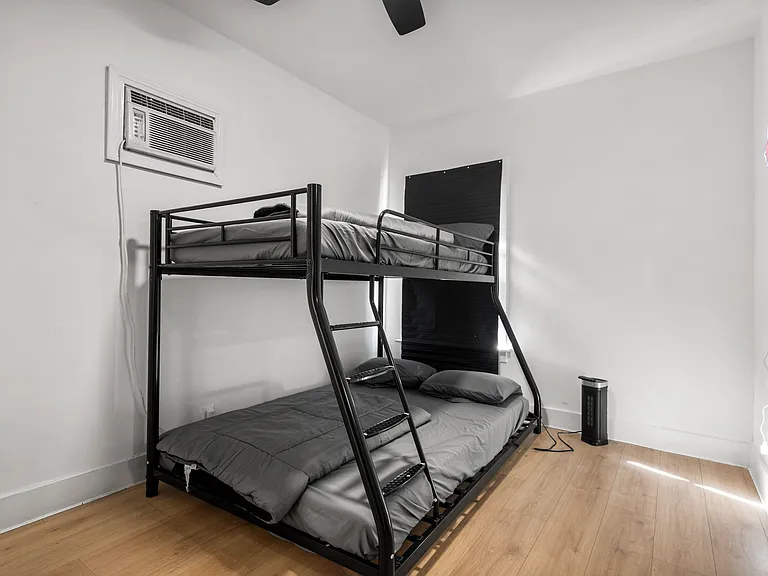 2807 Breeze Ter — Photo 12
