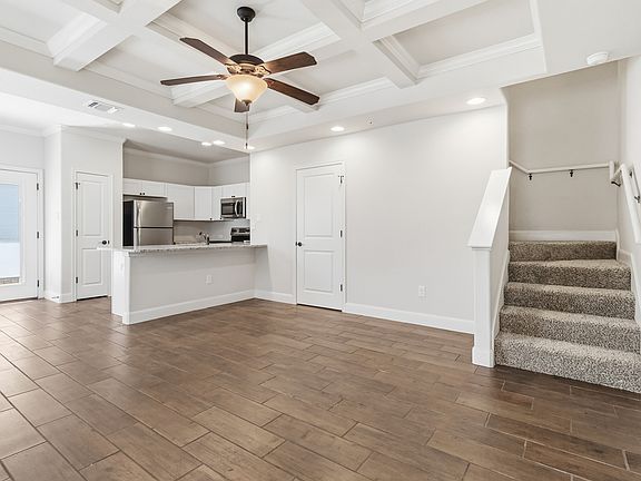 5th image of 6314 Melanzane Ave #103