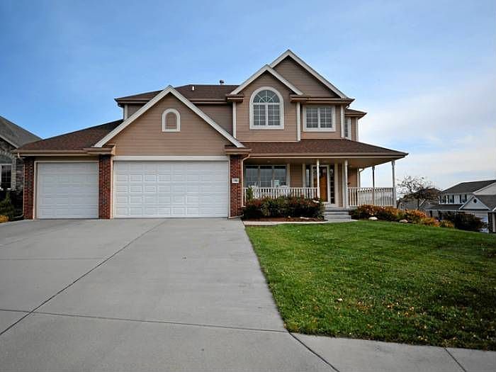 11915 S 49th Street