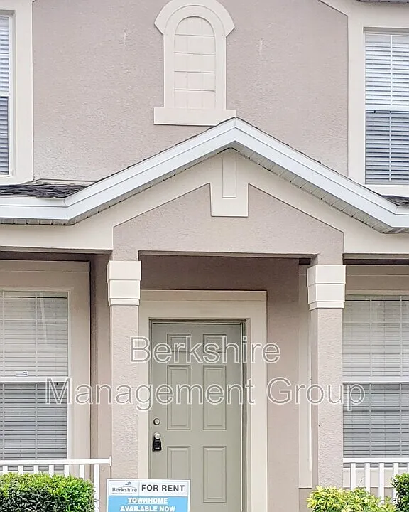 4944 Cactus Needle Ln
